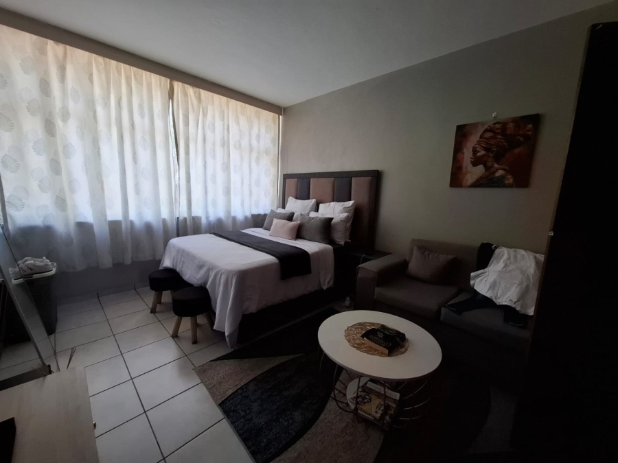 1 Bedroom Property for Sale in Bloemfontein Free State